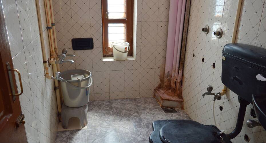 Couples Paradise Hotel, Mount Abu 3